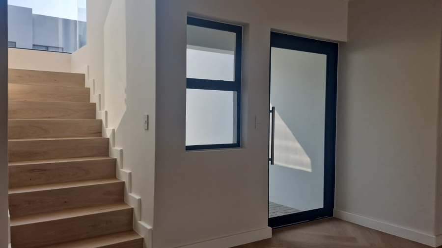 4 Bedroom Property for Sale in Sandown Western Cape